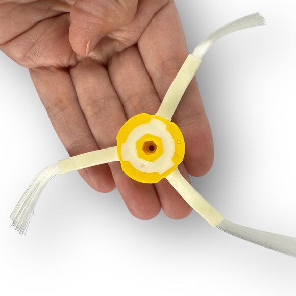 Roomba Unbranded Replacement Filters (2) + 3-Arm Side Brush for i/e Series - Picture 3 of 4